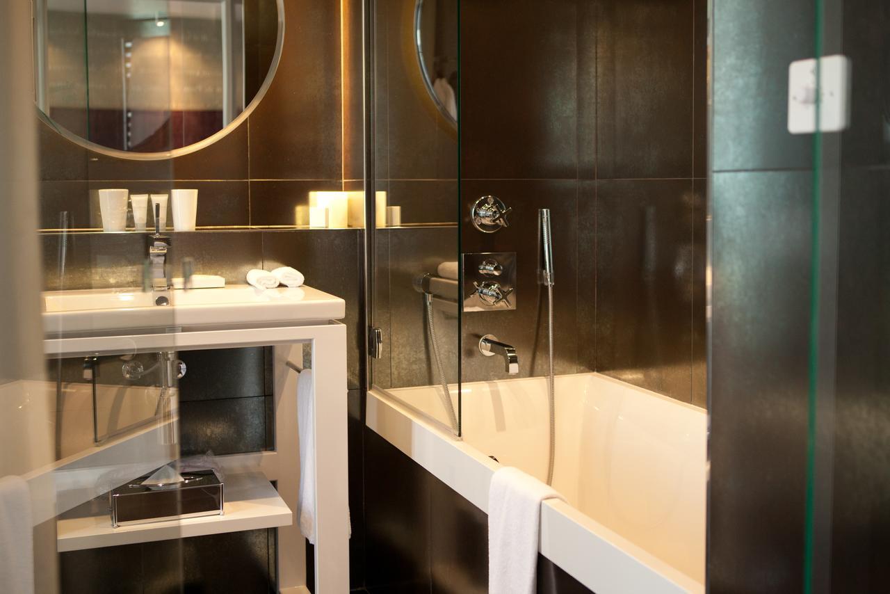 Le Pavillon Des Lettres Hotel Paris Exterior photo